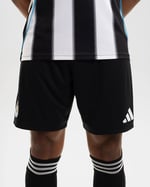 Damen Newcastle United 2025/26 Heimshorts