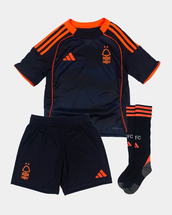Kinder Nottingham Forest 2025/26 Drittes Set