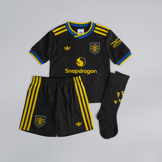 Kinder Manchester United 2025/26 Drittes Set
