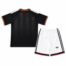 Kinder Deutschland 2026 WM schwarze Sonderedition Set