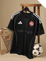 Herren 1. FC Nürnberg 2025/26 Europa Sondertrikot